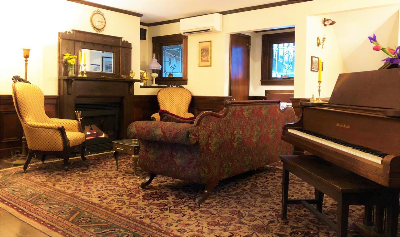 Ivy Manor Inn Village Center Bar Harbor Exteriör bild